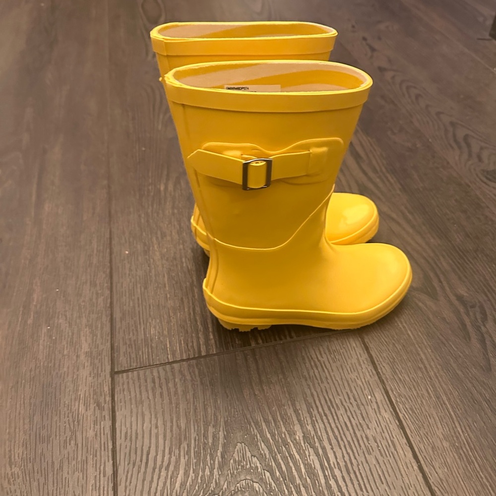 Wonder Nation Yellow Kids Rain Boots